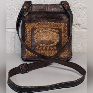 Leather crossbody bag
